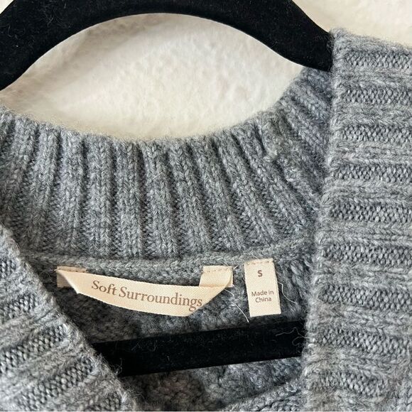 Soft Surroundings Noemi Pearl Cable Knit Sweater Crewneck Gray Size Small - Picture 6 of 9